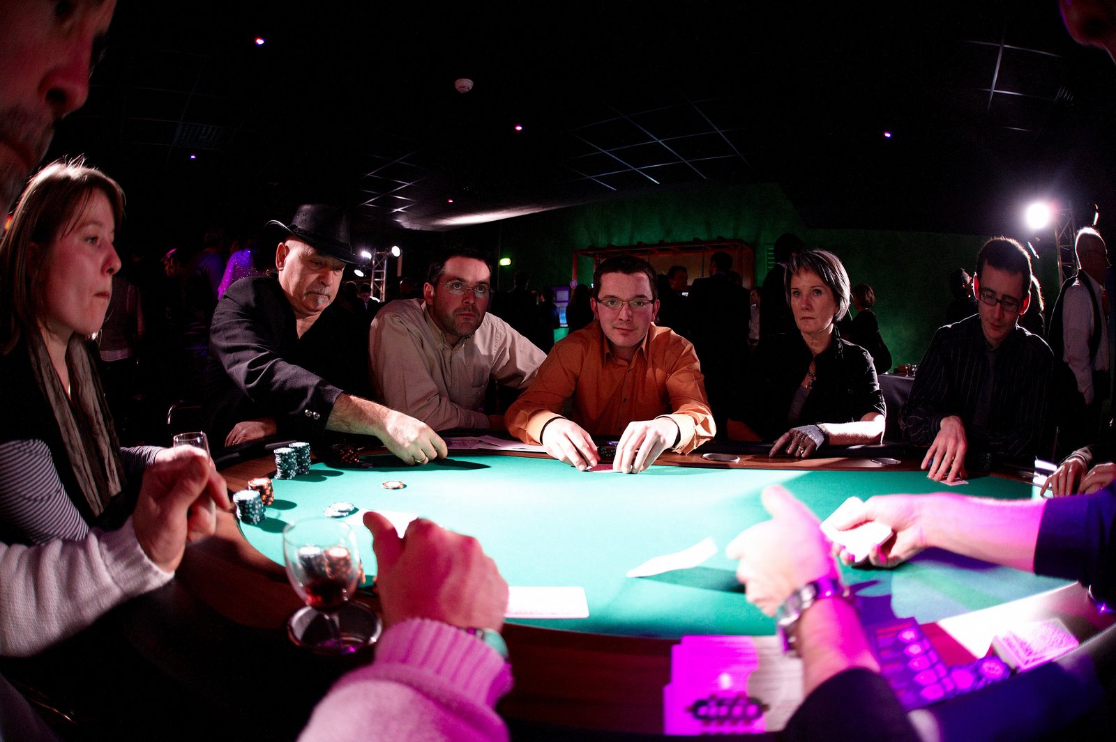 Table de Poker à l'aquarium du Grand Lyon pour une soirée clients d'une société de gestion de patrimoine