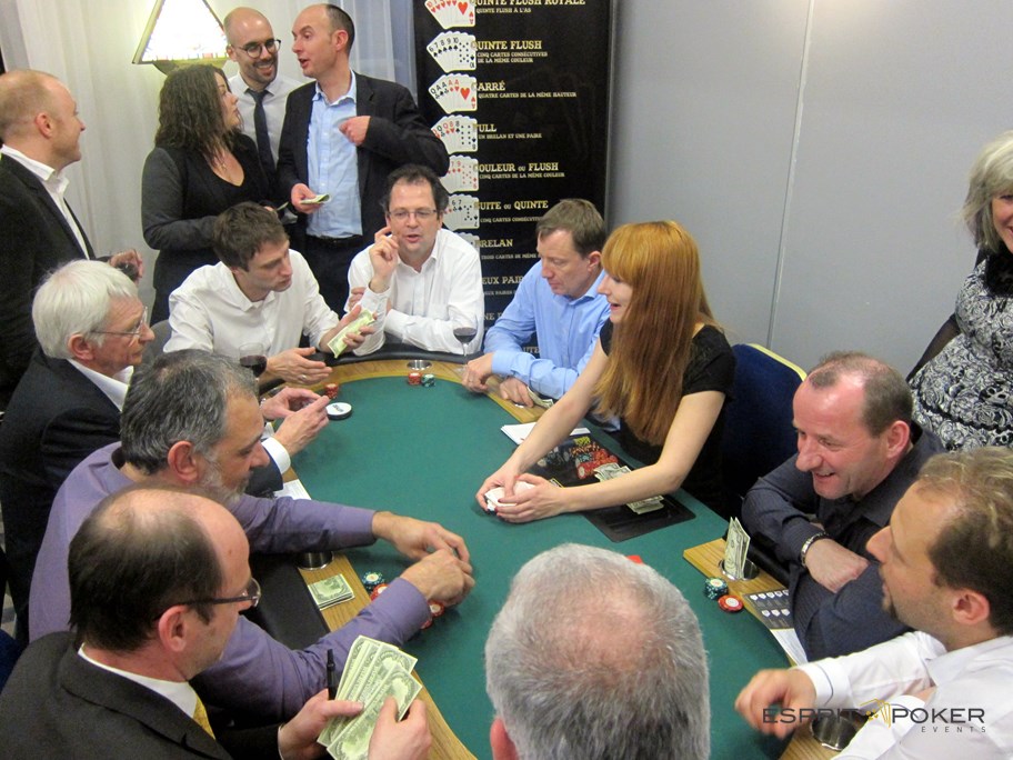 Jouer au poker dans un hotel proche de saint etienne