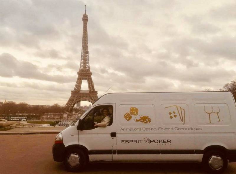 L'équipe Esprit Poker en déplacement à Paris