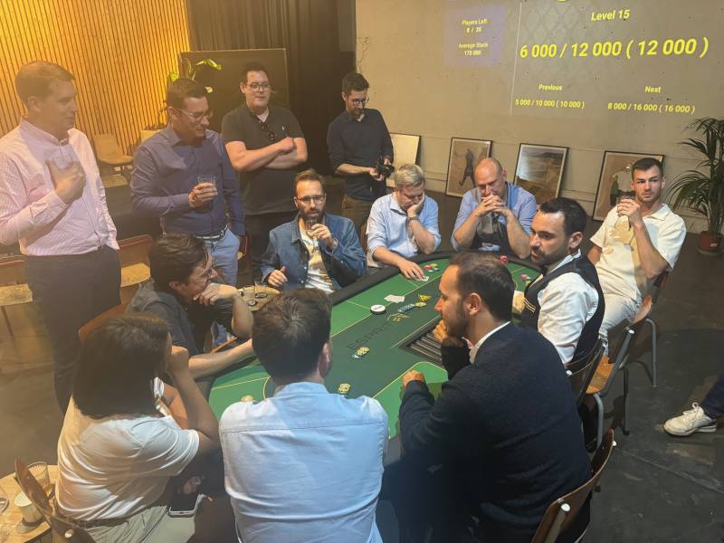 Pourquoi organiser un tournoi de poker en entreprise ?