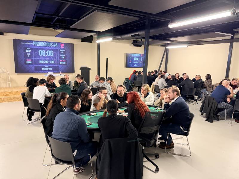 Tournoi de poker annuel pour un CSE de la région parisienne qui en a fait un rendez-vous récurrent attendu de tous