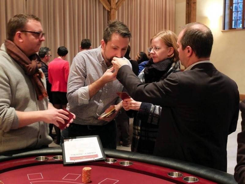 Atelier des arômes dans le cadre d'un Casino des vins pour un événement d'entreprise à Lyon 