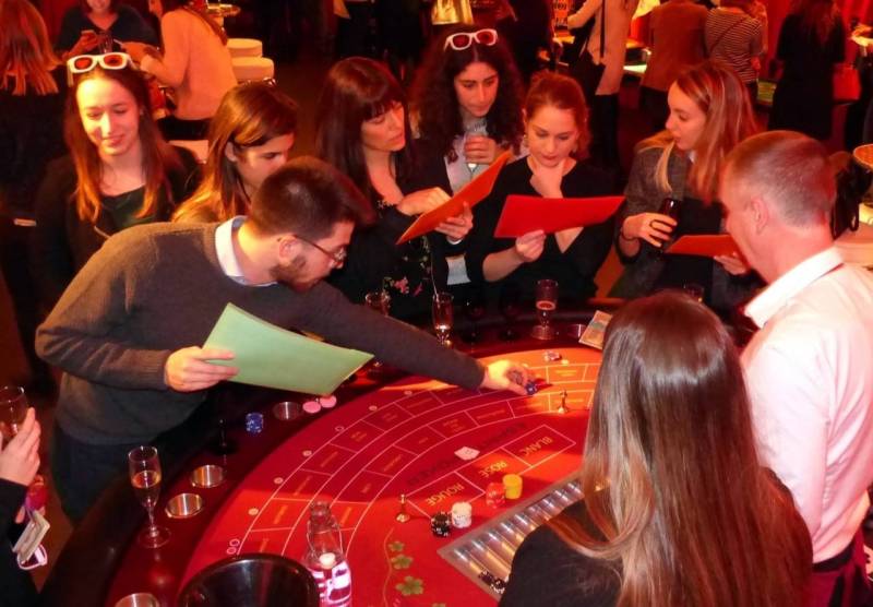 Animation Casino des vins avec table de dégustation pour un séminaire d'entreprise proche d'Avignon dans le Vaucluse