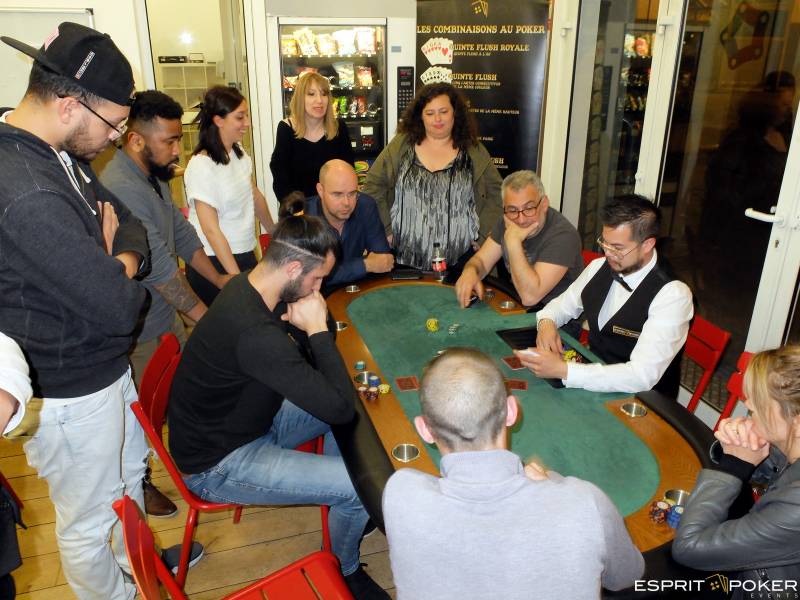 Animation Tournoi de Poker pour entreprise à Paris