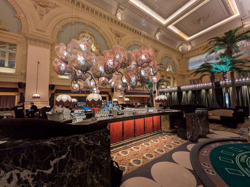 Bonnes fêtes en ce mois de Décembre 2024