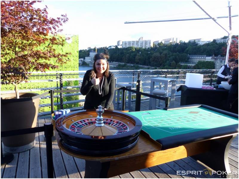 Profitez de la terrasse extérieure à Lyon pour votre activité entreprise