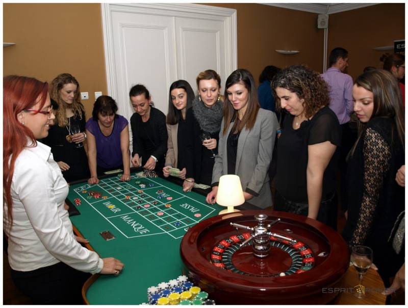 Activité casino pour votre soirée de fin d'année à Lyon intra muros au château de Montchat