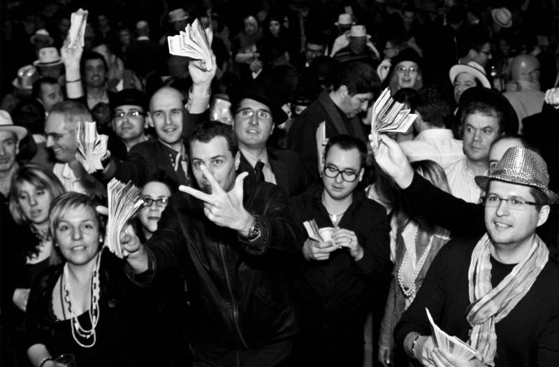 Soirée Casino de Gala à Annecy avec 900 personnes et 26 tables de jeu installées