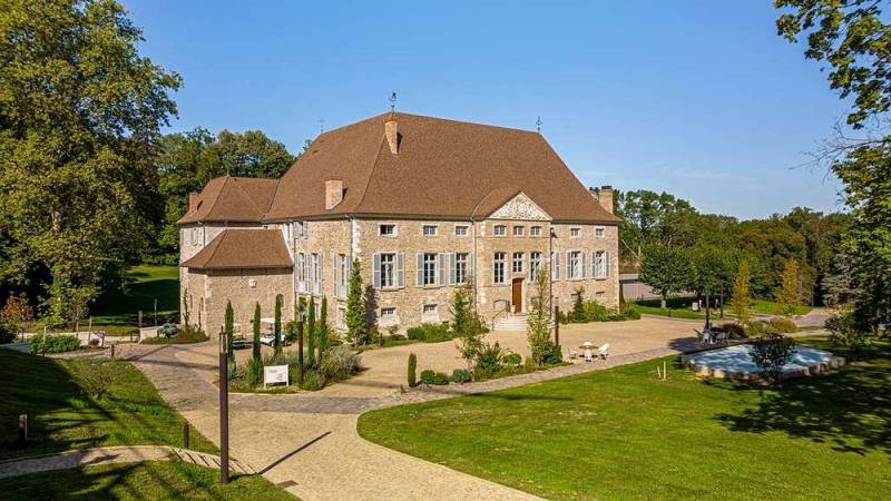Le château du domaine de Dolomieu un cadre original pour votre réception d'entreprise