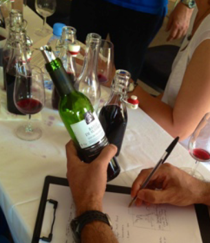 Animation d'un atelier de création de Vins