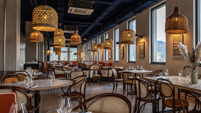 Testez le rooftop du Canopy à Echirolles pour vos événements Casino près de Grenoble avec Esprit Poker Events