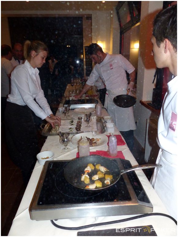 le cocktail de l'auberge du pere gras à grenoble et son foie gras poelé